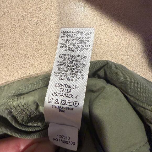 Juicy Couture Y2K Green Cargo Pants Women’s SZ 4 Utility Pockets 2000s Quilted - Picture 10 of 13